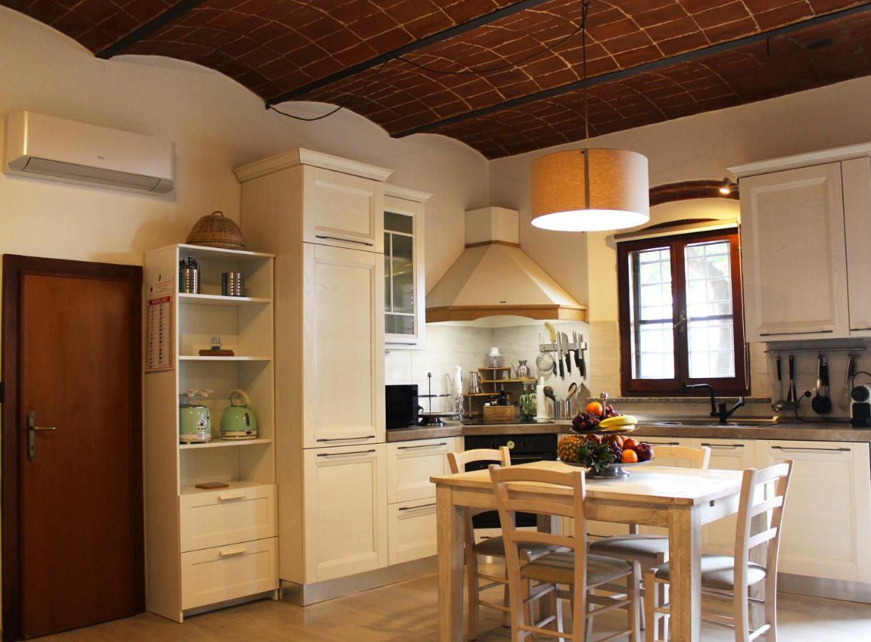 Agriturismo Il Broletto ชูเวเรโต ภายนอก รูปภาพ
