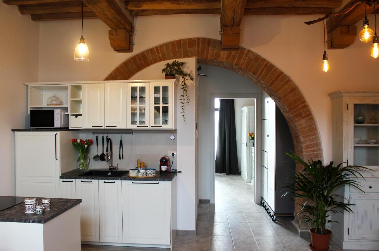 Agriturismo Il Broletto ชูเวเรโต ภายนอก รูปภาพ