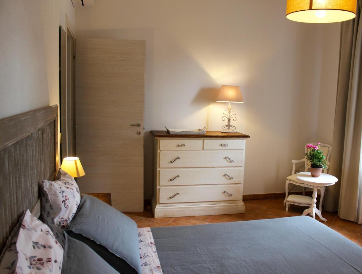 Agriturismo Il Broletto ชูเวเรโต ภายนอก รูปภาพ