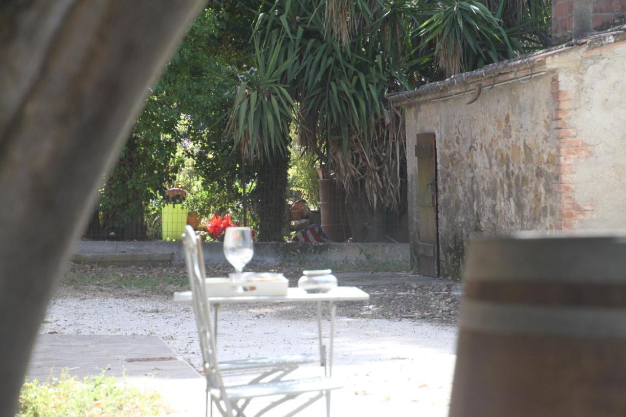 Agriturismo Il Broletto ชูเวเรโต ภายนอก รูปภาพ