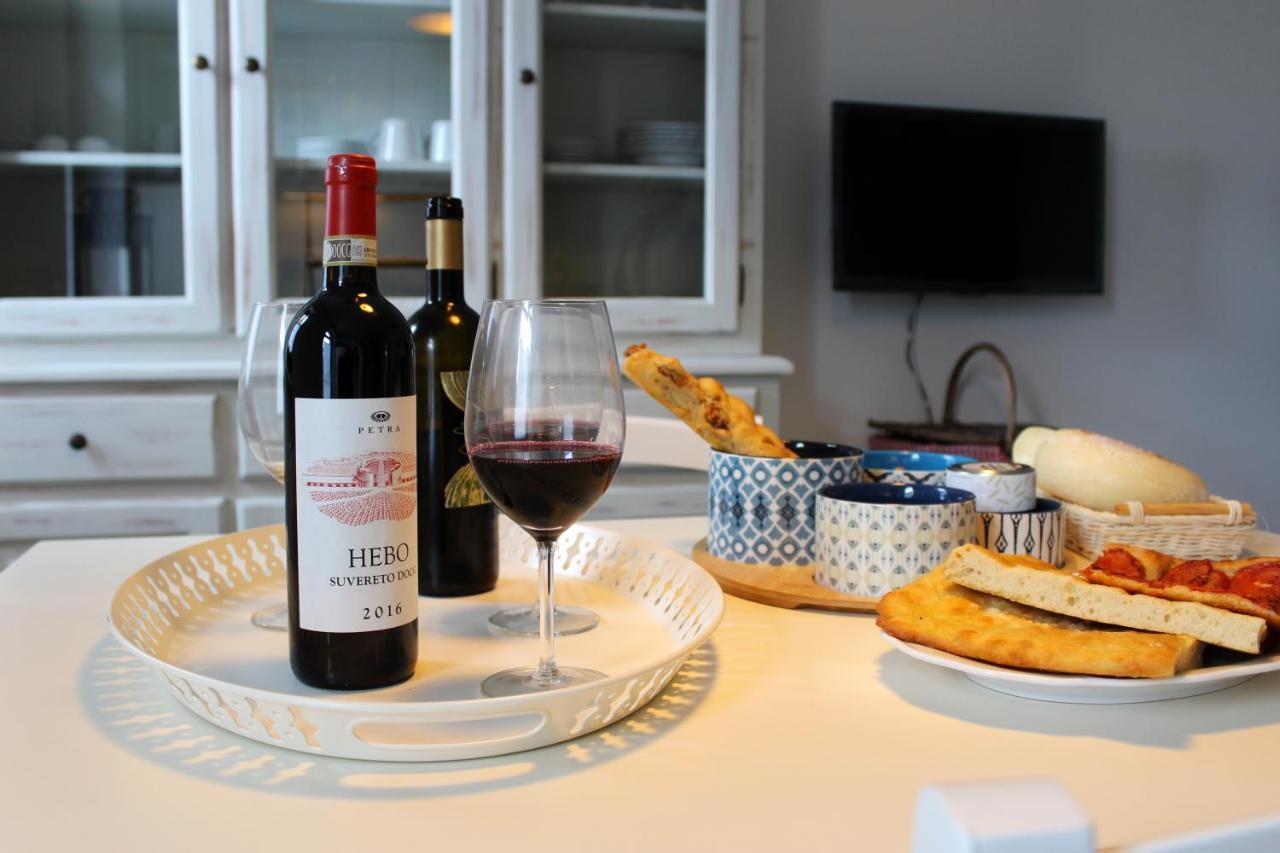 Agriturismo Il Broletto ชูเวเรโต ภายนอก รูปภาพ